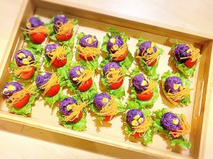 Japanese organic rice cake canapés without chemical seasoning.
vegetables are from Farmer directly & they are almost organic or reduced agri-chemical . at L for You in Tokyo