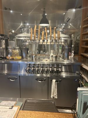   at Kyoto Beer Lab in Kyoto