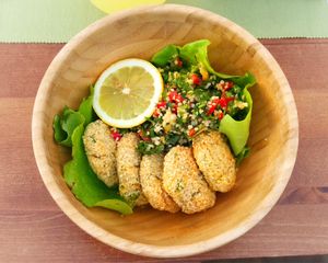 Chiftele de linte cu tabouleh  at Pofta de Verde in Constanta