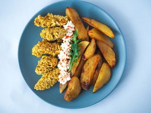 Vegan crispy nuggets at Pofta de Verde in Constanta