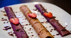 Clatite raw vegane at Pofta de Verde in Constanta