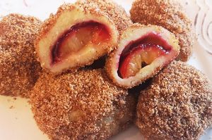 Plum dumplings at Pofta de Verde in Constanta