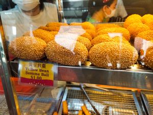 Sesame balls at Pasir Ris You Tiao - Stall in East Singapore