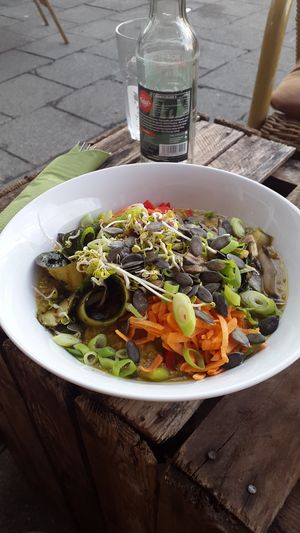 Happy bowl at Schmeckerling in Munich