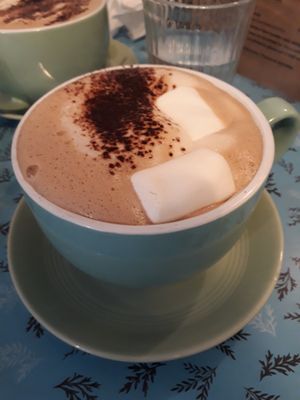 Vegan hot chocolate (March 2023) at Sift in Otley