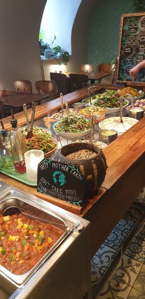 Sallad Buffet, everything perfect labelled at Hermans in Stockholm