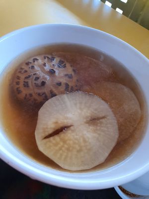 Radish and mushroom side soup at San Ho Gourmet 三和美食 in Central Singapore