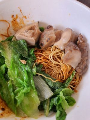 Truffle wanton noodle at San Ho Gourmet 三和美食 in Central Singapore