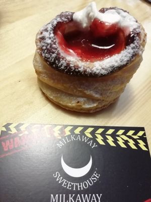 Delicious Milkaway Chick 🐥 🖤💛🌙 at Milkaway in Naples