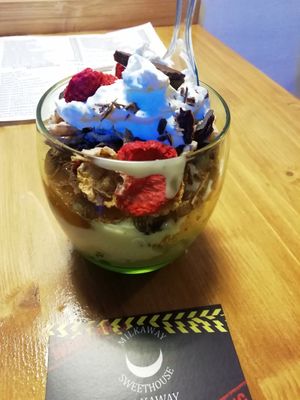 Milkaway 💛 🖤 🌙 at Milkaway in Naples