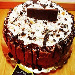 Golosa Milkaway 💛 🖤 at Milkaway in Naples