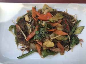 Glasnudeln mit Gemüse at Good Morning Vietnam Vegan in Berlin