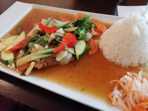 Soja Medaillons mit Pilzen gefüllt at Good Morning Vietnam Vegan in Berlin