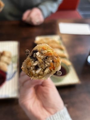 Nem Ron (filled crispy rice paper rolls)   at Good Morning Vietnam Vegan in Berlin