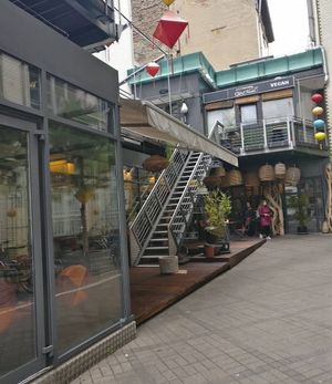 Find the entrance game at Good Morning Vietnam Vegan in Berlin