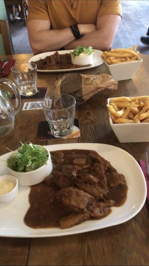 Vegan seitan stoofvlees met veganaise at Brouwerij Het Anker in Mechelen