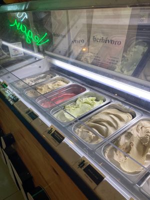 Lots of ice-cream at Casa Lėlytė in Bogota