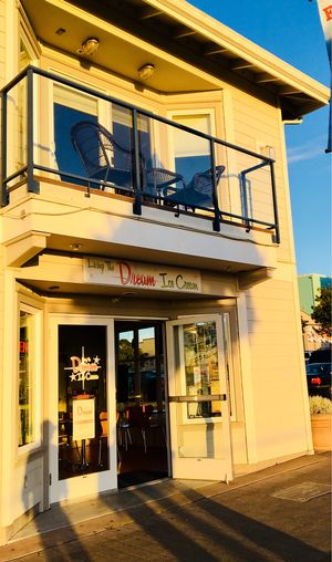 Exterior by the boardwalk  at Living the Dream in Eureka