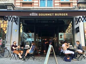 entry at Ellis Gourmet Burger in Mechelen