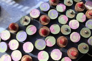 Raw vegan cheese cakes at Matcha Bar - Helgolandsgade in Copenhagen