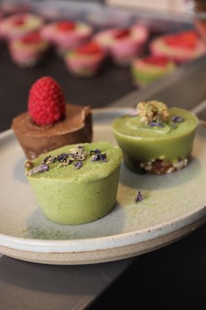 Raw vegan cheesecakes at Matcha Bar - Helgolandsgade in Copenhagen