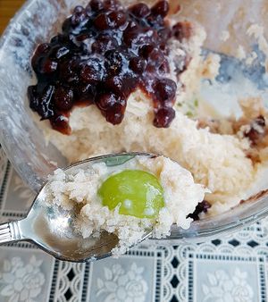 vegan Bingsu based on soy milk, topped with red bean paste and fresh fruit on the bottom. at La Bonne Tarte in Seoul