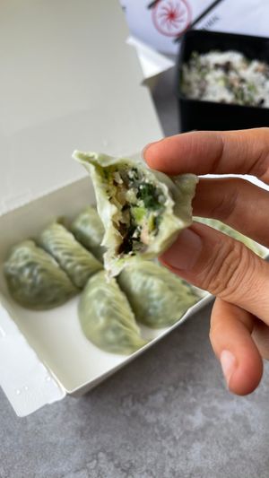 211. Vege Mushroom Dumpling 香菇素饺	  RM 27.98	
         10 Pieces	   at DIN by Din Tai Fung (鼎泰丰) - Suria KLCC in Kuala Lumpur