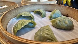 Many options, good taste at DIN by Din Tai Fung (鼎泰丰) - Suria KLCC in Kuala Lumpur