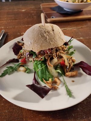 Pulled mushroom at BACKYARD in Rotterdam