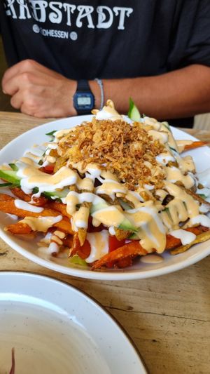 Backyard healthy Kapsalon at BACKYARD in Rotterdam