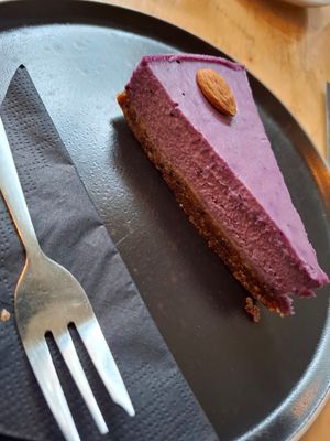 Vegan Cheesecake at BACKYARD in Rotterdam