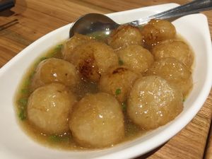 Radish balls at Tianzi Vegetable Restaurant in Shenzhen