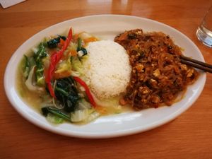 Spicy vegetables, plain rice and rice noodles with tofu at Lao Wai in Stockholm