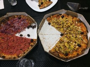 Vegan pizzas at Tentacoes Esfihas & Cia in Santo Andre