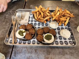  at Falafeleria - Sta Barbara in Madrid