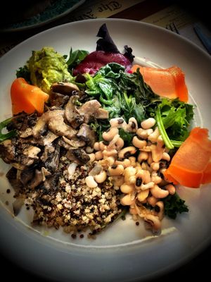 Choose your 8 ingredients salad !  at Negra in Porto