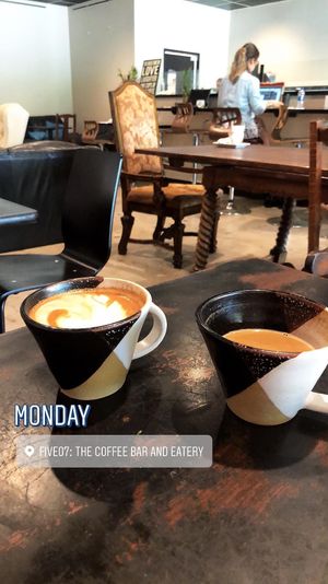 Cozy lattes and a cozy vibe at Five07 in Thousand Oaks