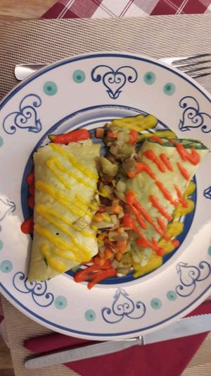 crespelle ricotta e spinaci   at Gioia Caffetteria Gastronomia Vegana in Sassari