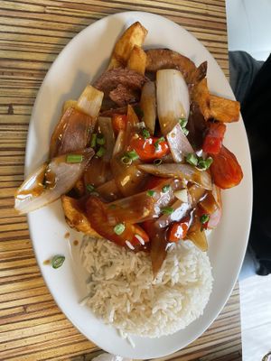 Lomito saltado  at Loving Hut - Surquillo in Lima