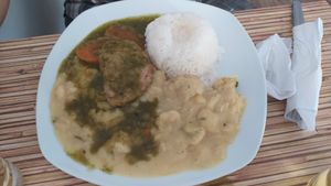 Pallares con seco at Loving Hut - Surquillo in Lima