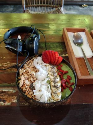 Smoothie bowl at Namaskara Coffee & Superfoods in Ubud