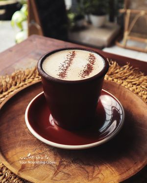 Superfood & Adaptogenes Latte 

At Namaskara, we blend Ashwagandha and Reishi together to help you to kick back, unwind and ease you gently into a dreamy night’s sleep. 😴 at Namaskara Coffee & Superfoods in Ubud