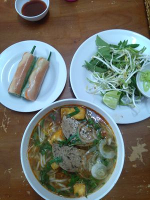 Bun bo and spring roll at Au Lac in Da Lat