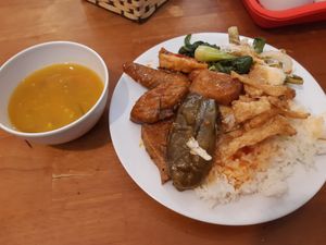 Buffet dish, 45K and cold at Au Lac in Da Lat