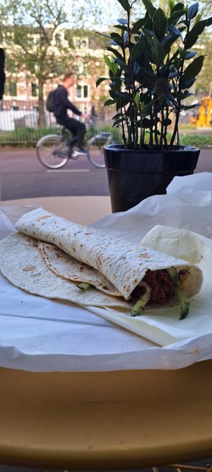 Falafel com avocado at Mr Blou I Love You in Amsterdam