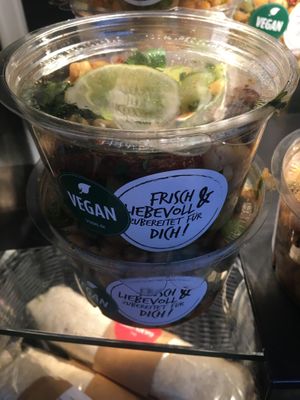 Vegane Protein Power mit Kichererbsen at Scoom in Berlin