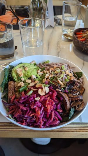 Noodle bowl at Kale+Coco in Dublin