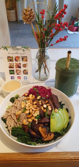 Noodls bowl at Kale+Coco in Dublin