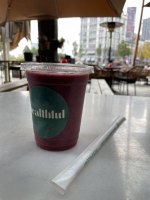 AÇAI smoothie  at Healthful in Rotterdam