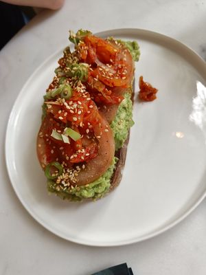 Avocado sandwich at Healthful in Rotterdam